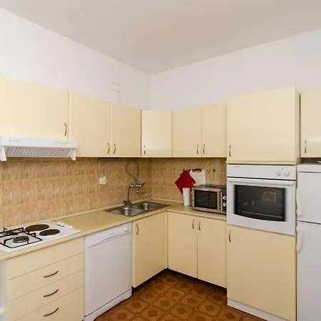 Blue Vineyard Potomje