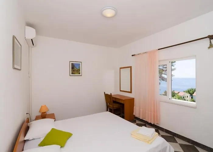 Blue Vineyard * Potomje